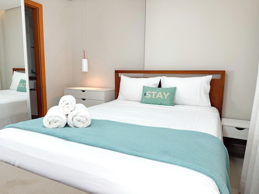 STAY Lounge 22