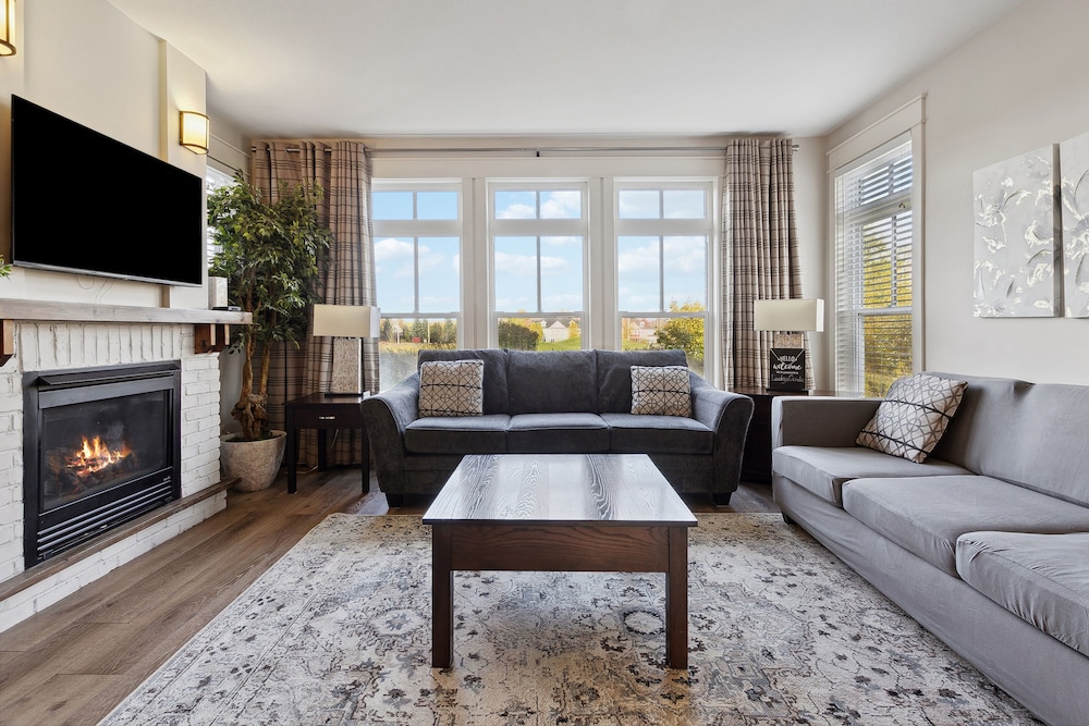 Rivergrass Condos