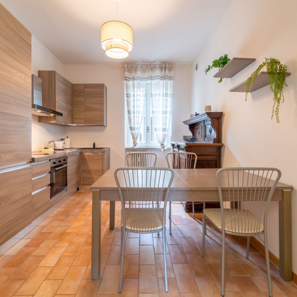 Autumn Apartment in Como