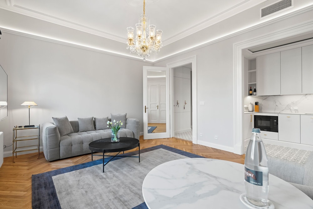 Vodičkova Luxury Suites
