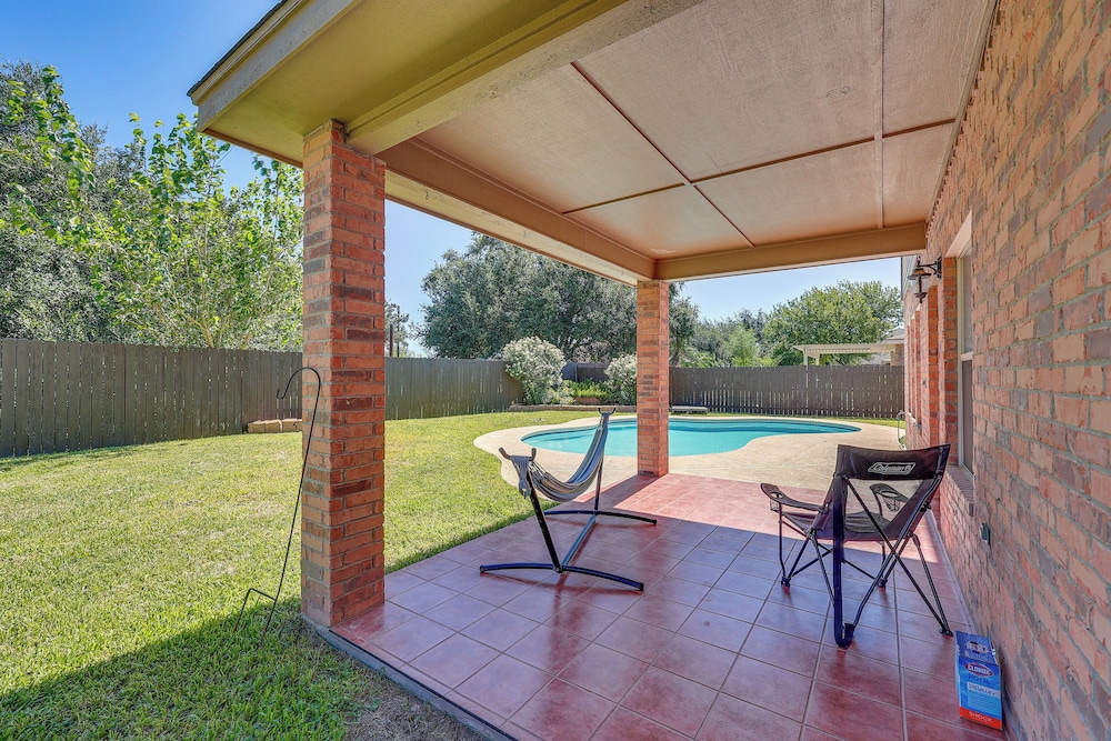 Private Theater & Pool: Spacious Mission Home
