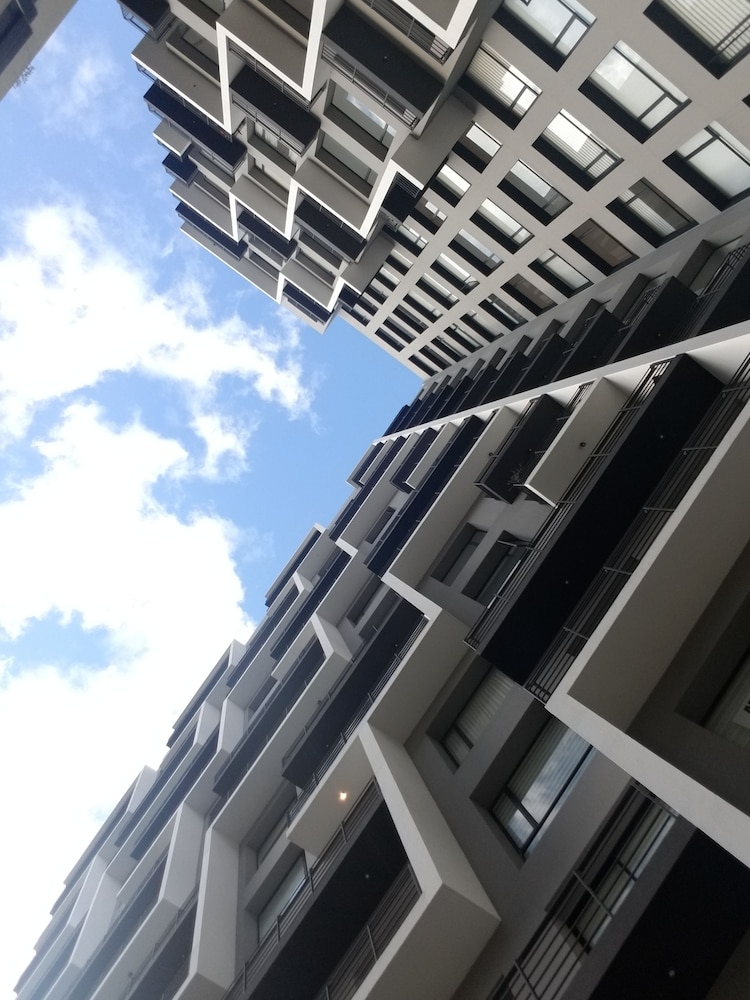 Luxury Residence Suites