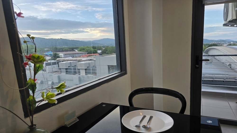 Boutique Bliss 1BR T1-506