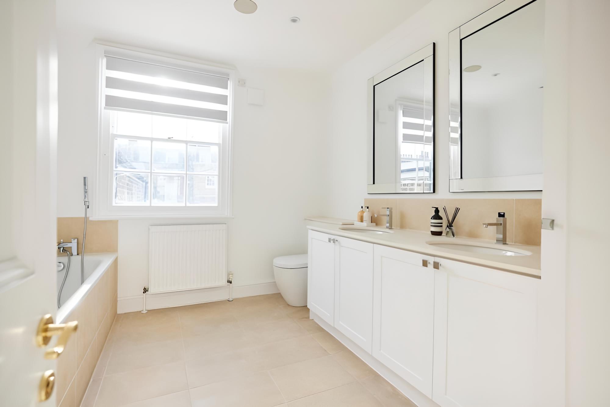 The Kensington Chelsea Escape - Stunning 5bdr With Patio Terrace