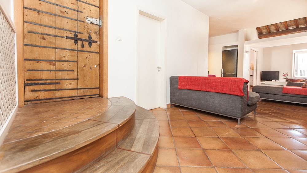 Rental In Rome Mattonato