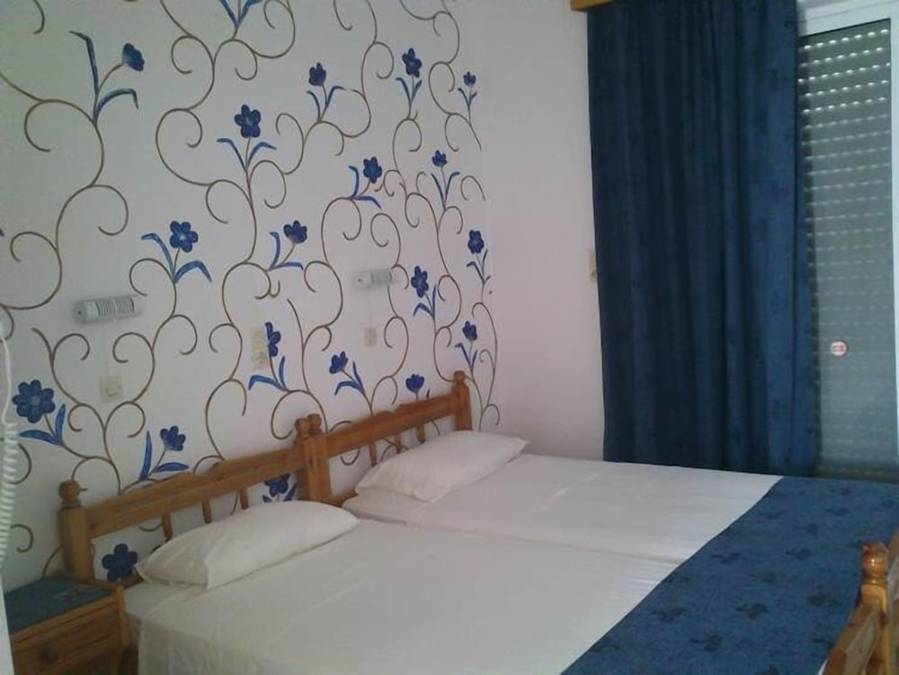 Christina Studios photo 5