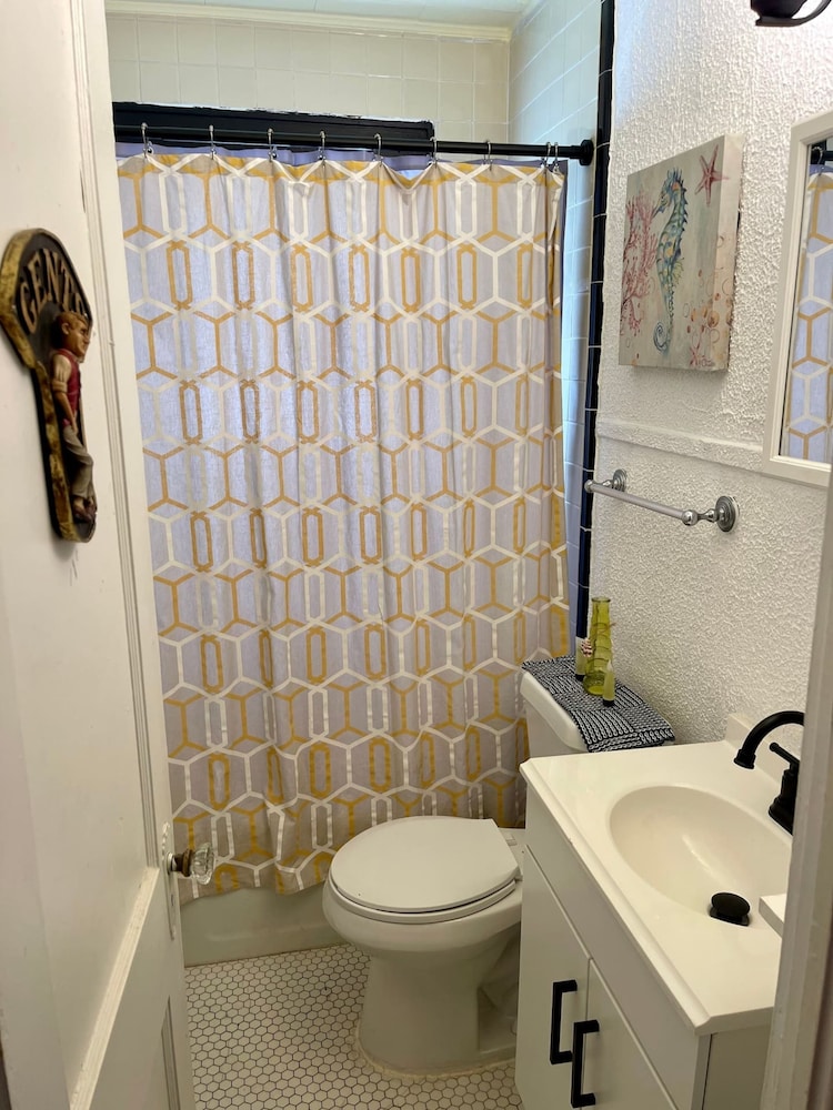 1BR Coastal Escape
