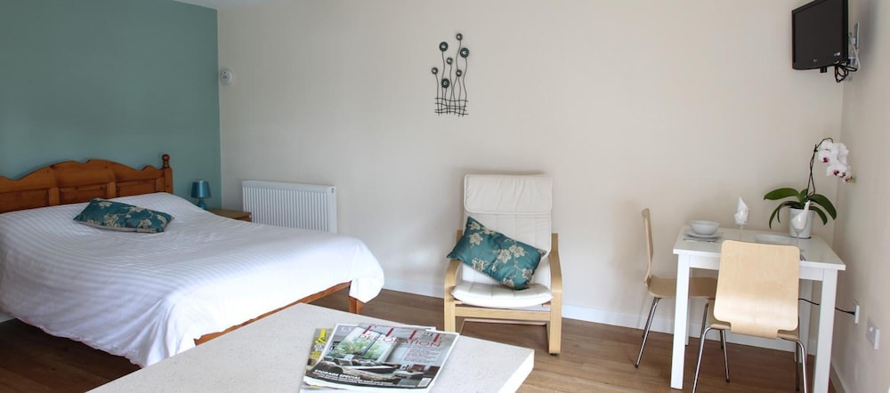 Elm Tree Farm Accommodation view 2