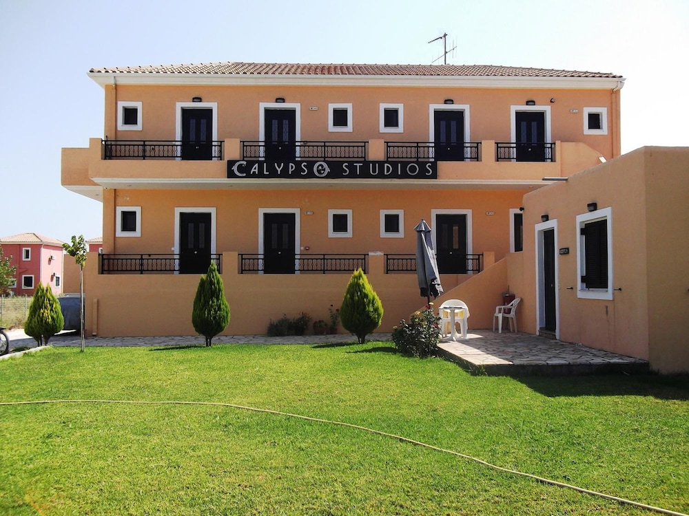Calypso Luxury Studios