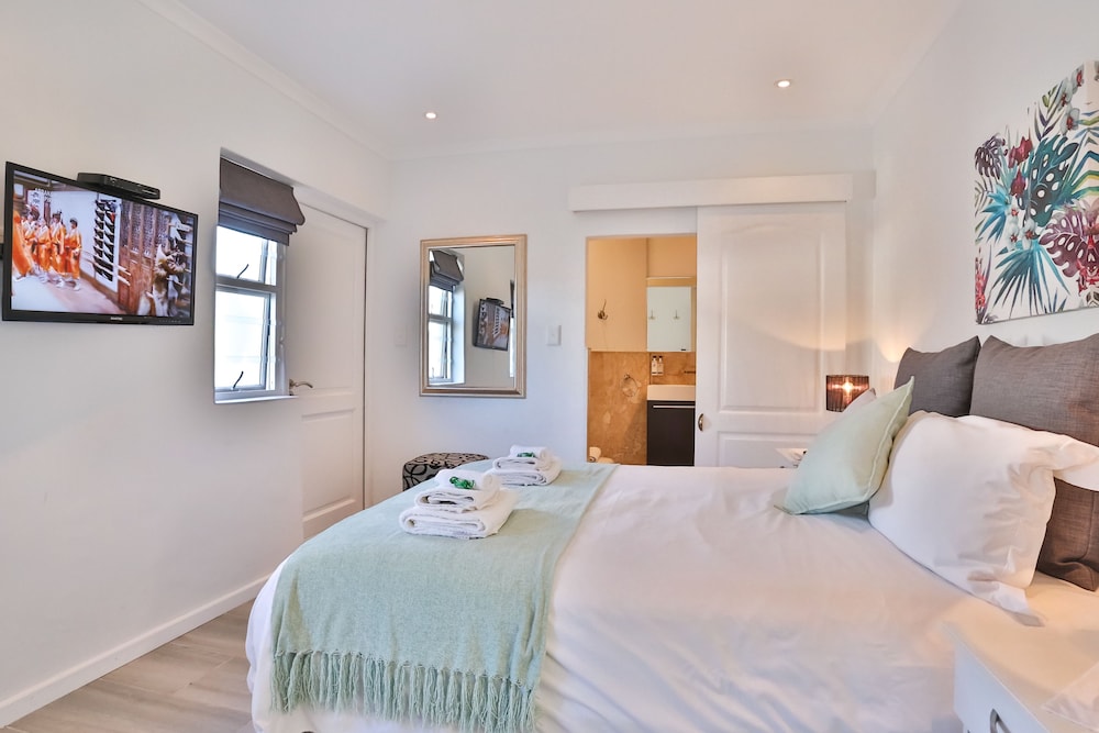 Abington Manor - Fish Hoek Guesthouse
