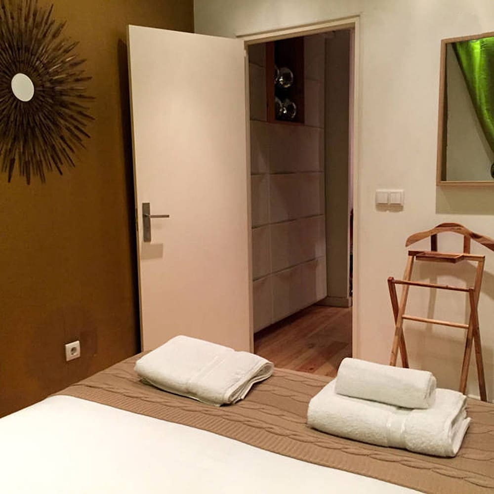 Chiado is Chic Calm by Apartments Alfama