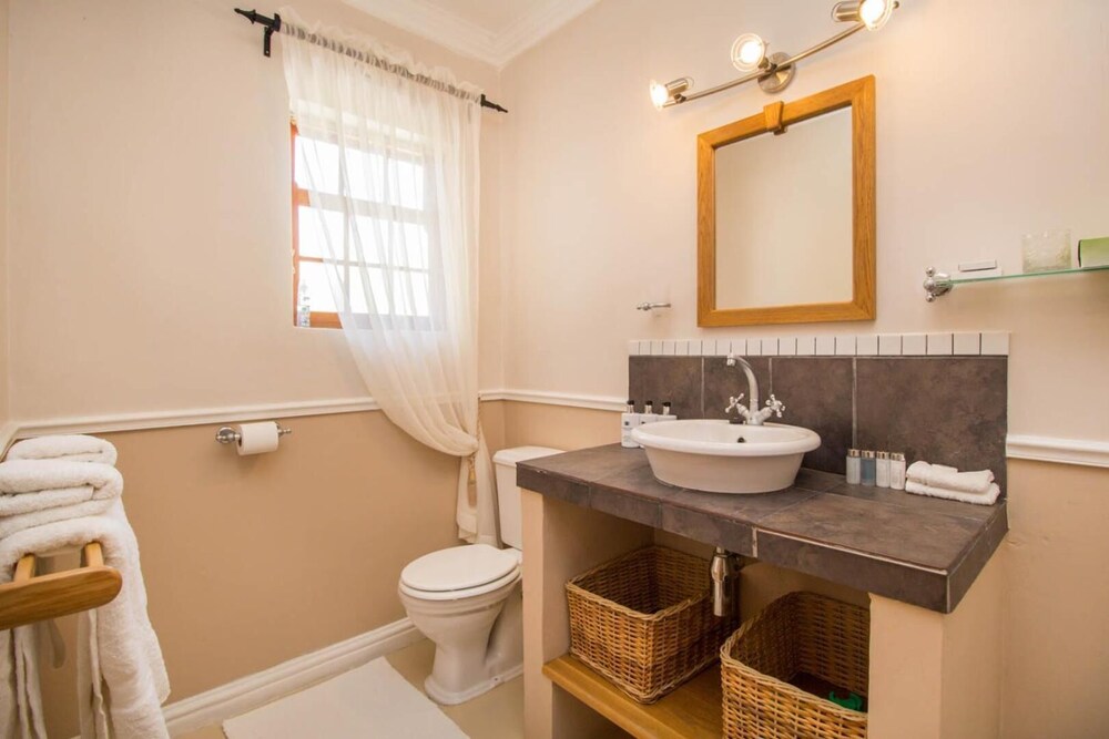 Montagu Vines Guest House