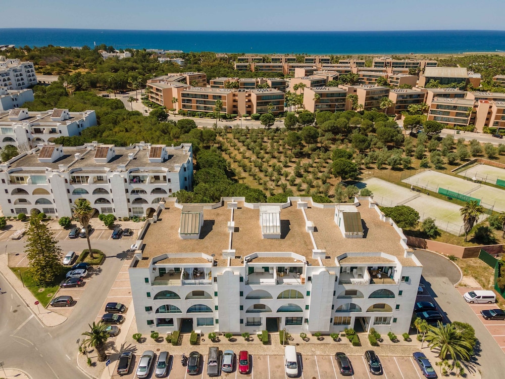 Salgados 2 Bedroom Apartment