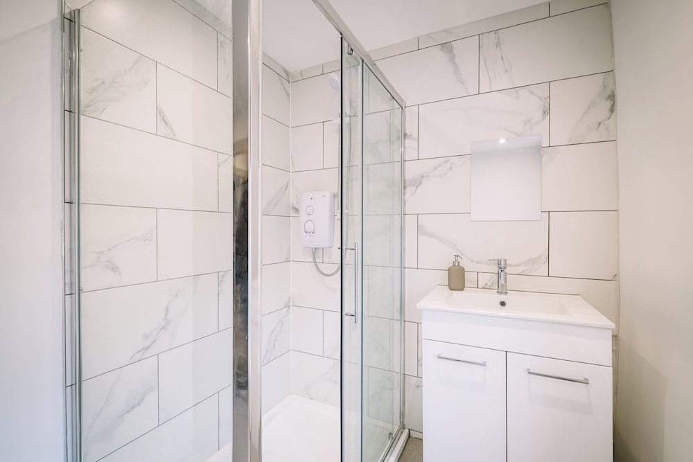 Sun St Apartment 2