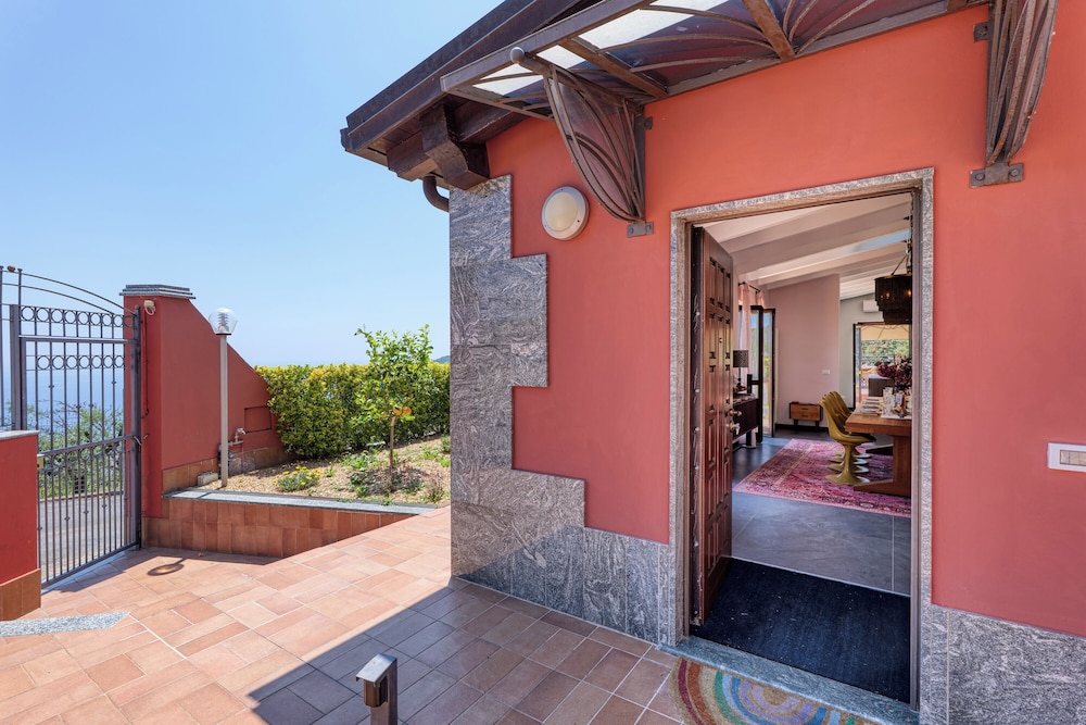 Villa Belvedere - L - Pool And Relax