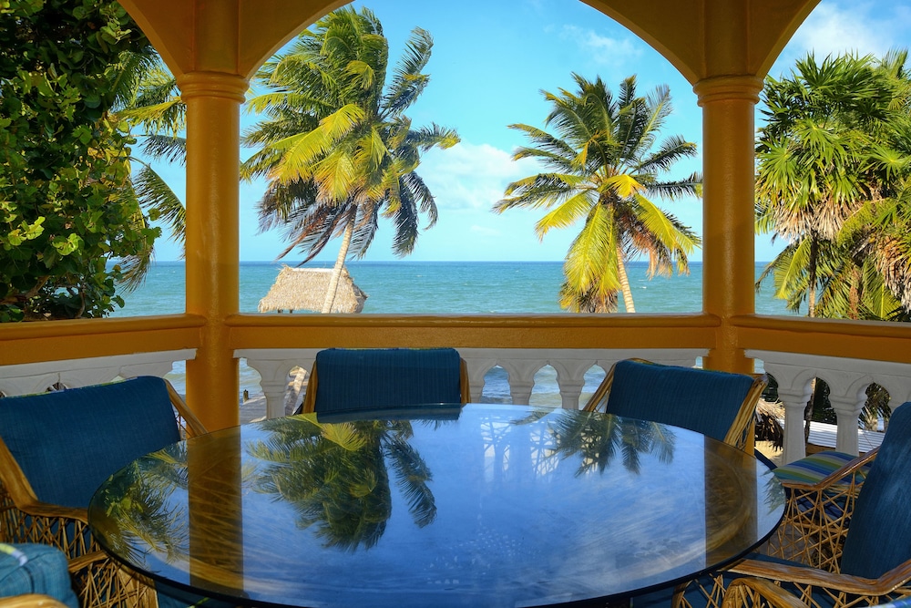 Blue Parrot Beach House