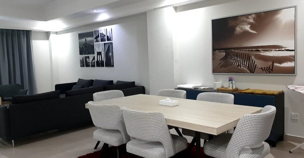 Al Faris Suite 2
