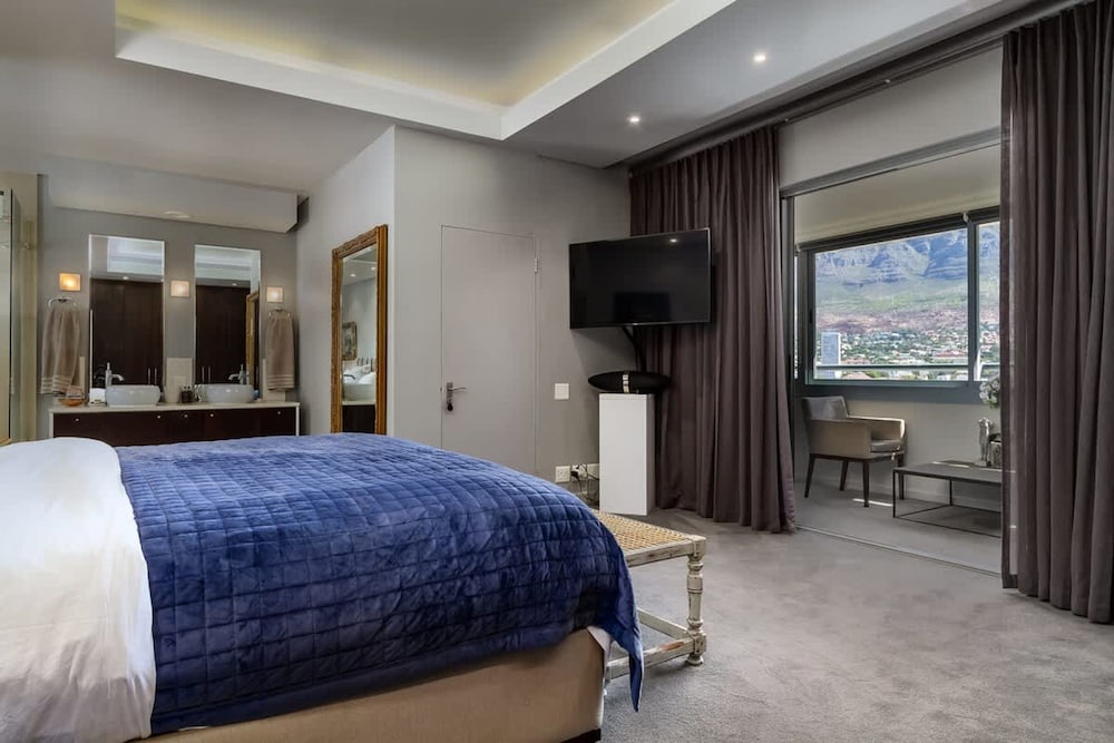 Art Apartment III in Cape Town