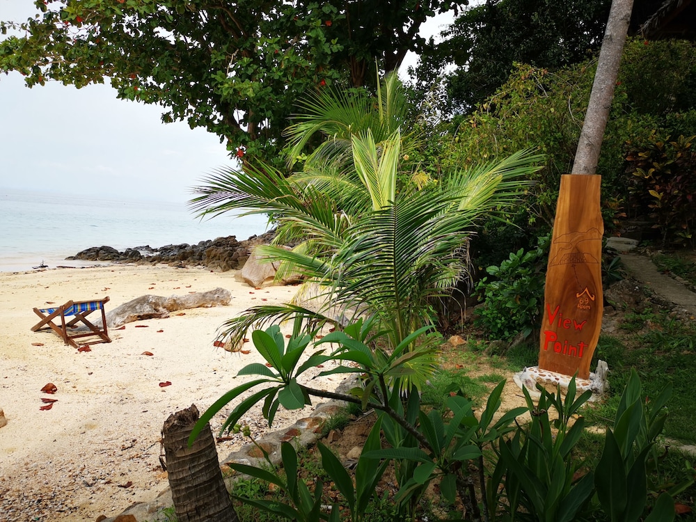 Phi Phi Relax Beach Resort