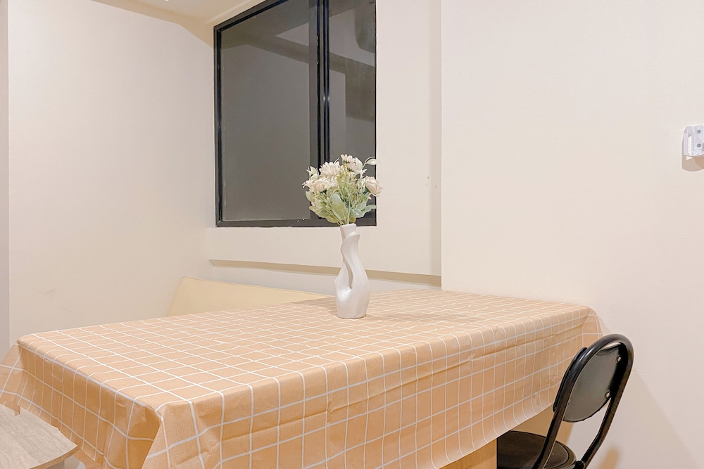 Serene Living 2Br Meikarta Apartment view 5