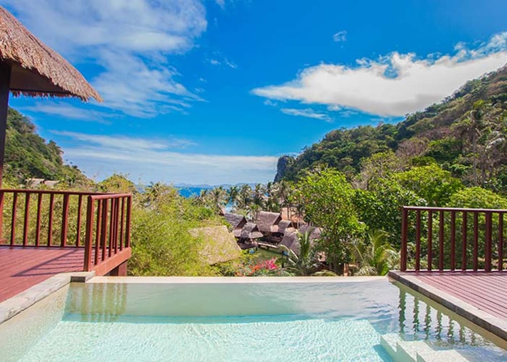 Cauayan Island Resort