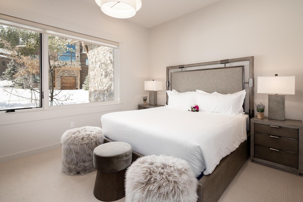83b Lodgeside 3 Bedroom Townhouse by Moonlight Basin Lodging view 2