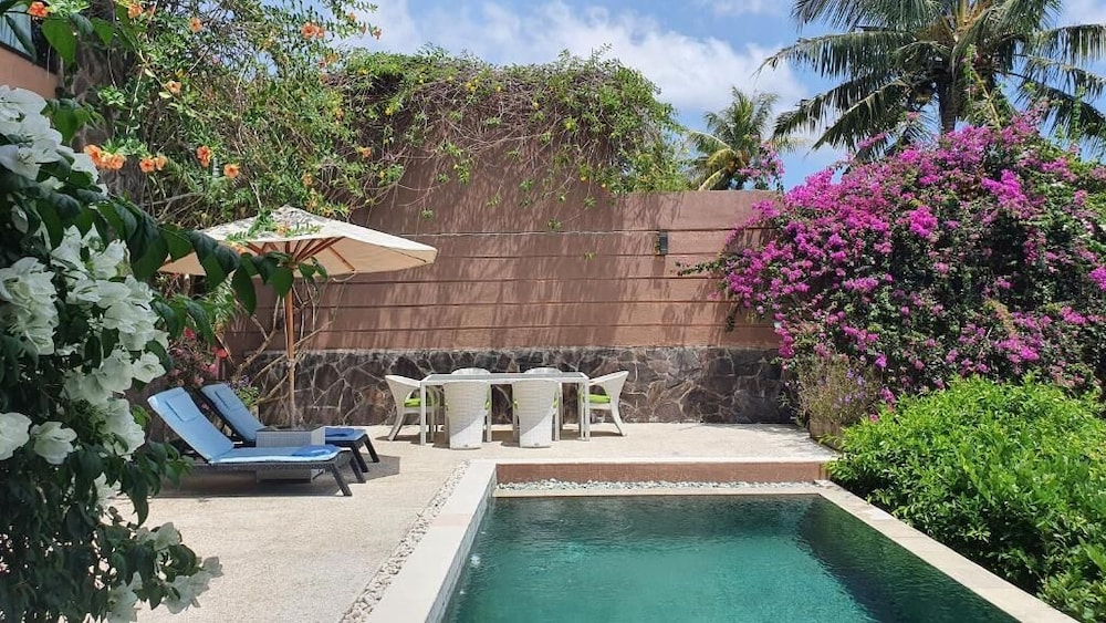 Aomi Villa