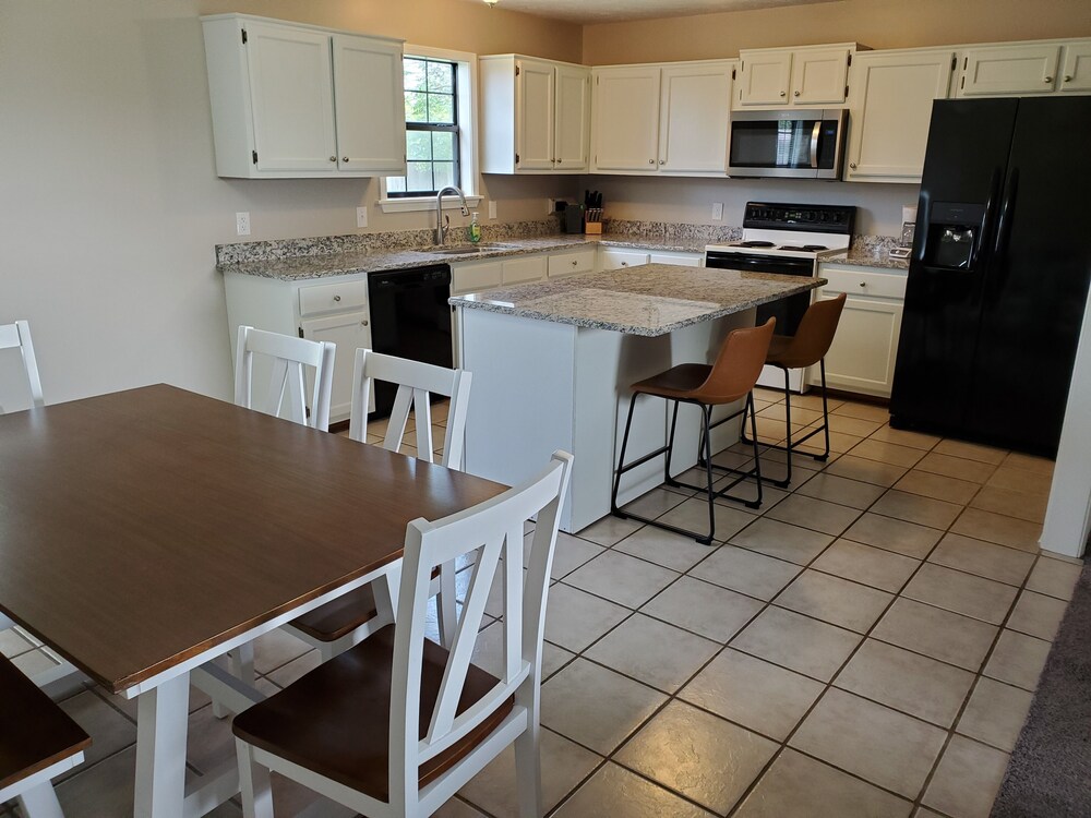 Blytheville Vacations - The Riverbend House - Property Image 8