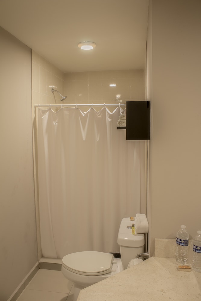 Tampico Vacations - BONITTO INN Tampico Lomas - Property Image 7