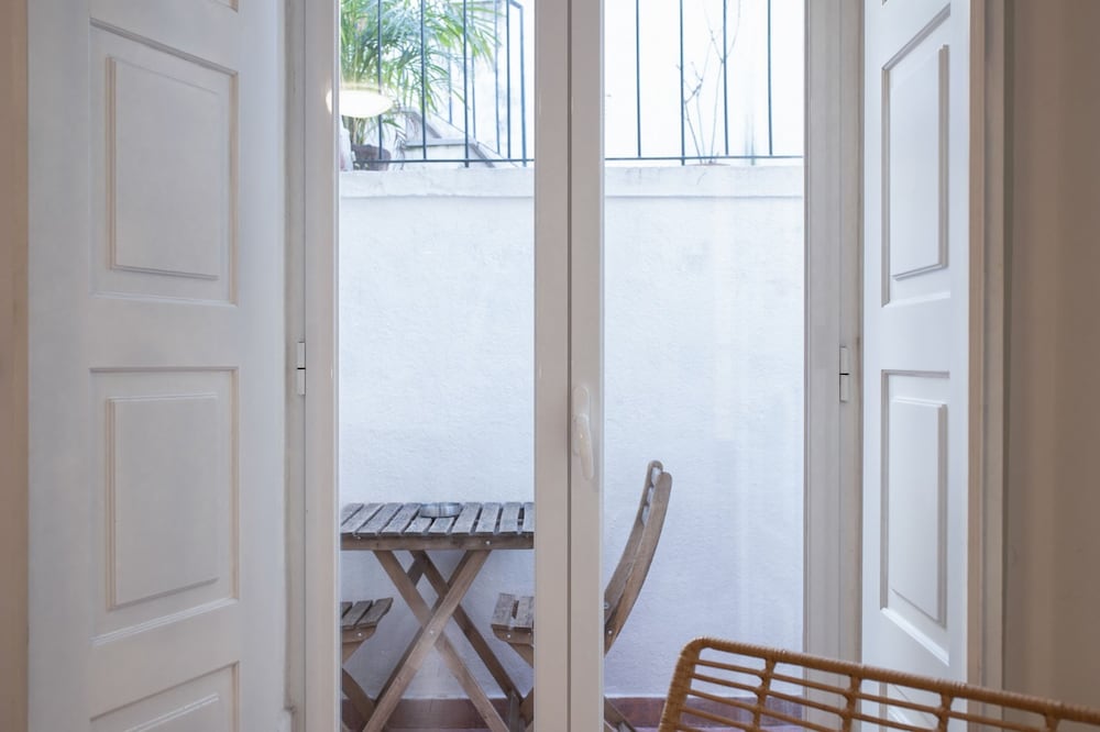 Alfama Design W Terrace by Homing