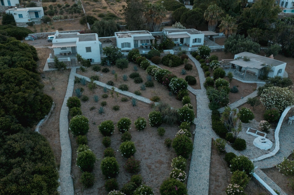 Hotel Soros Beach - Image 1