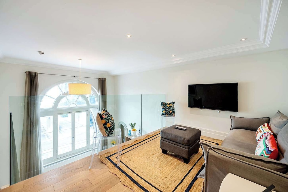 The Paddington Mews-by Out of Office Lifestyle