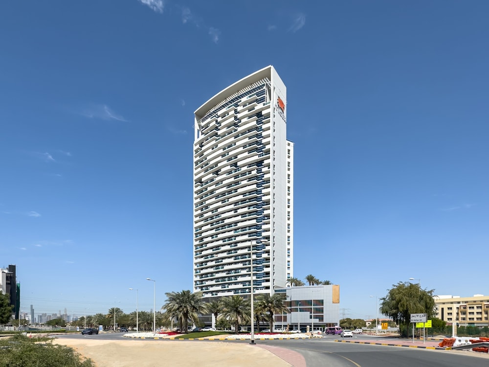 Luxury StayCation - Al Jawhara Tower Studio Apt in the Heart of Dubai