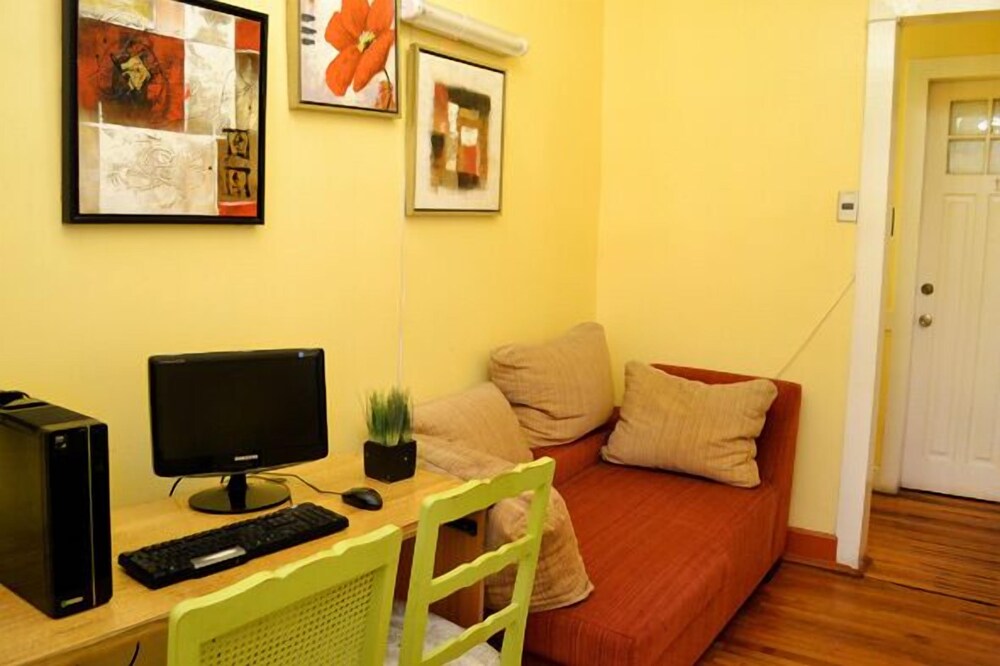 Hostal Almenas