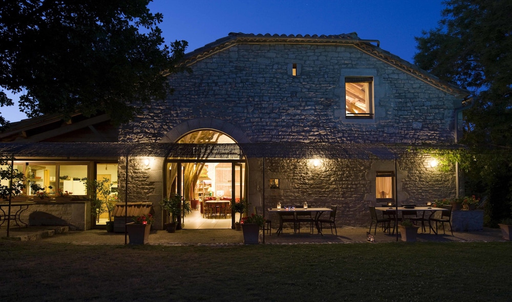 Chambres & Table d'Hôtes La Vayssade