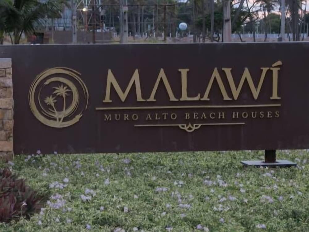 Flat Malawi Exclusive