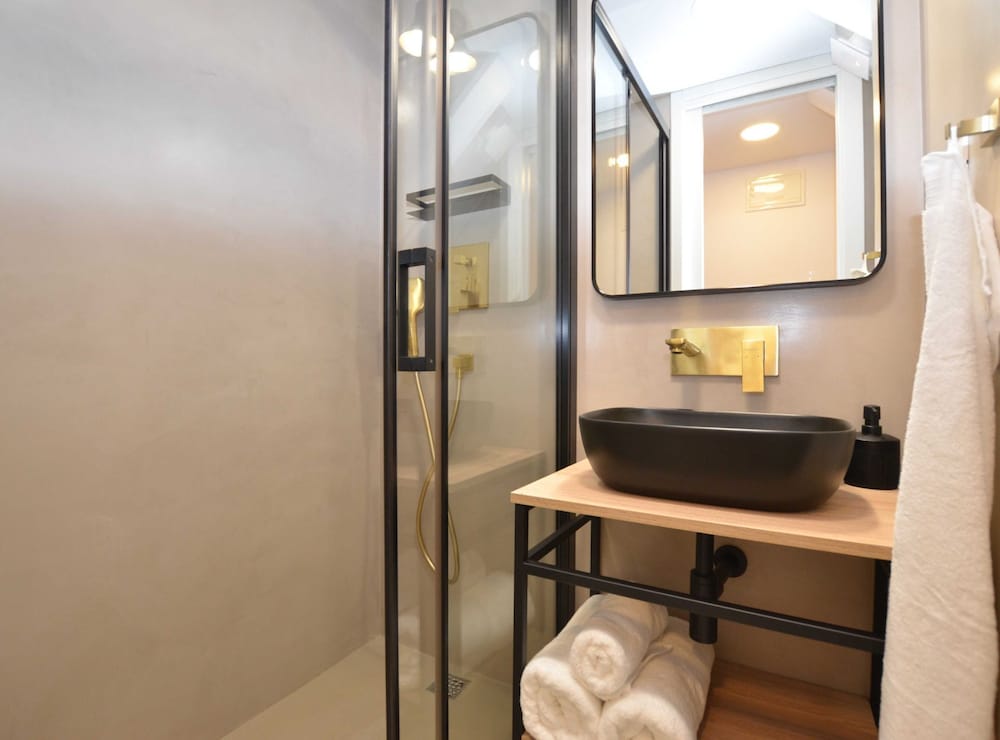 Chic and Stylish Old Town Rovinj Apartment