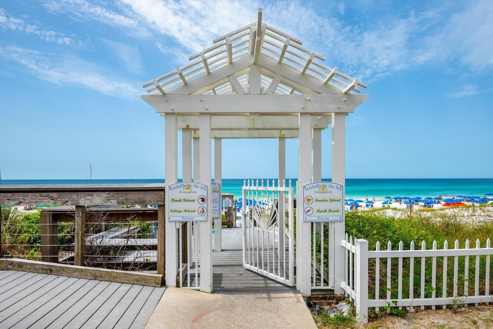 Beach Resort 514