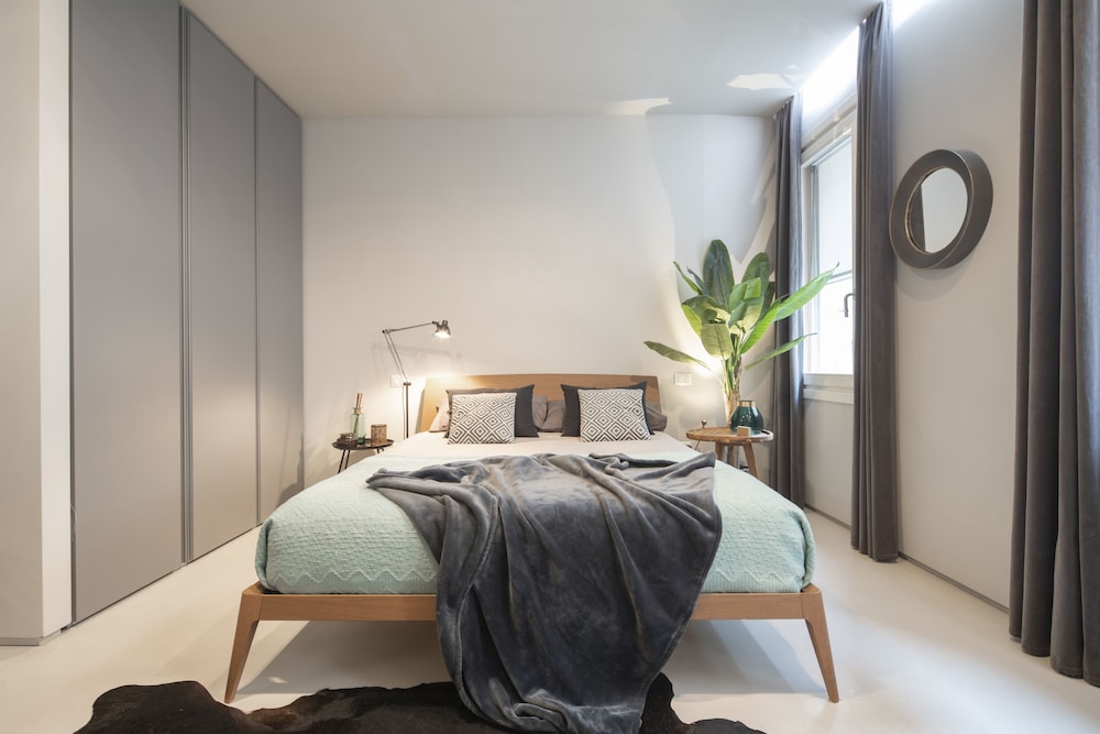 Officine Cavour Apartments