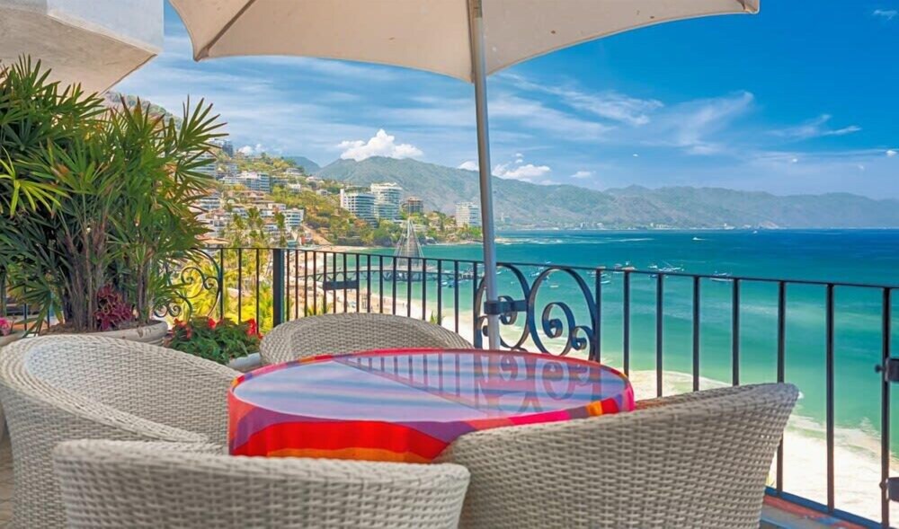 Ocean View 2Br Condo-balcony-beach-pool - 712