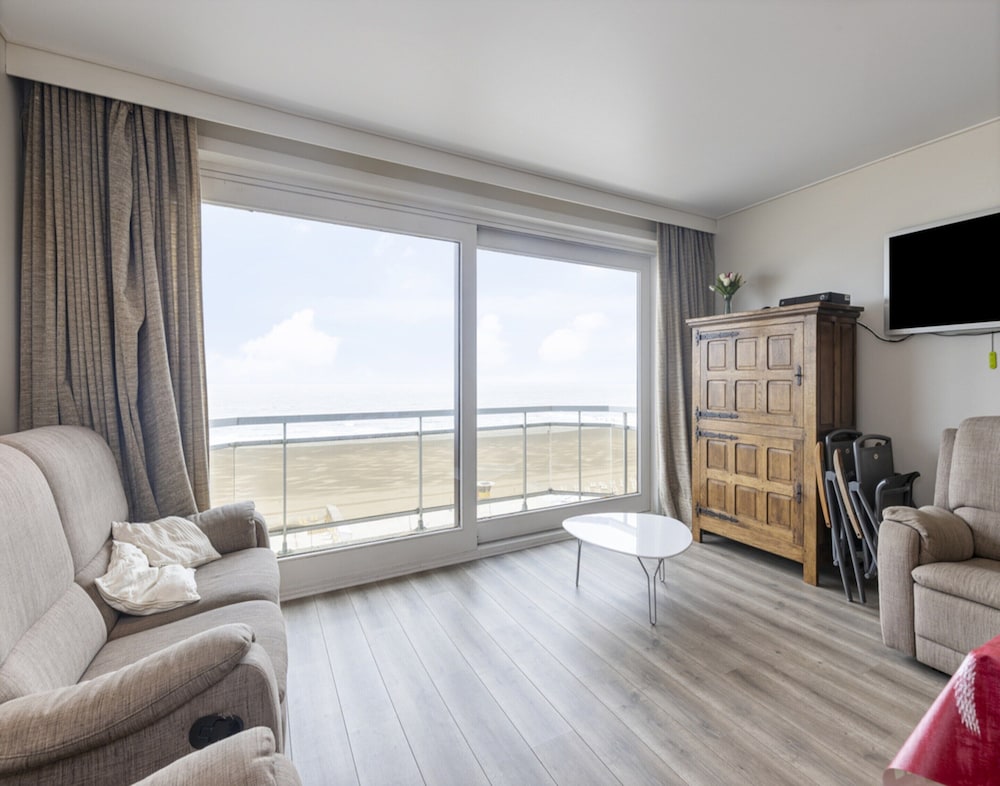 Spacious Apartment in Blankenberg