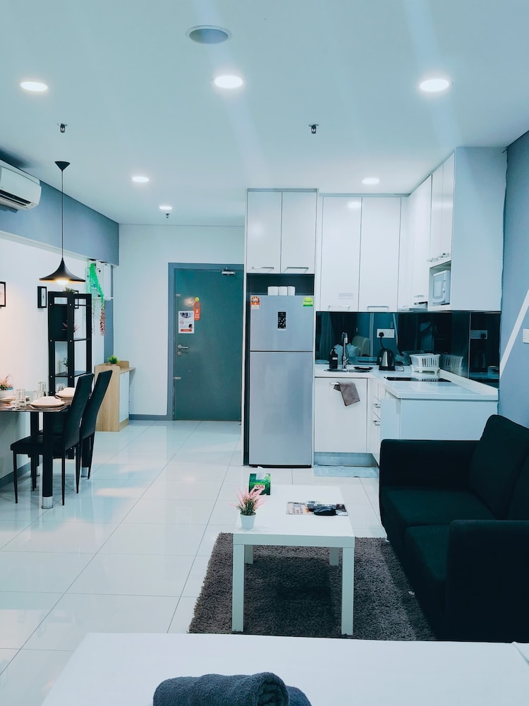 Signature Apartment at Mercu Summer Suites KLCC