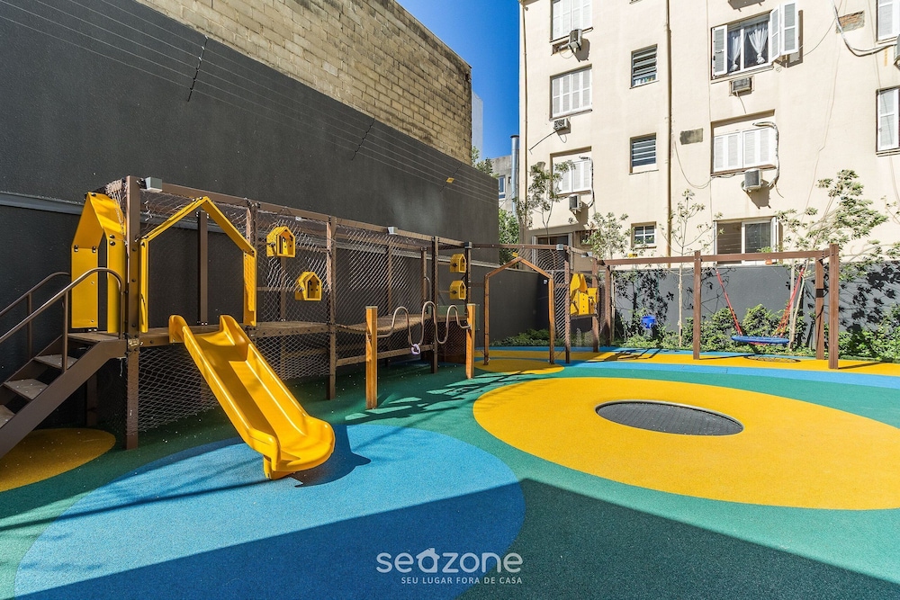 Condominium w/ Complete Leisure Facilities and Unbeatable Location in POA - Bles