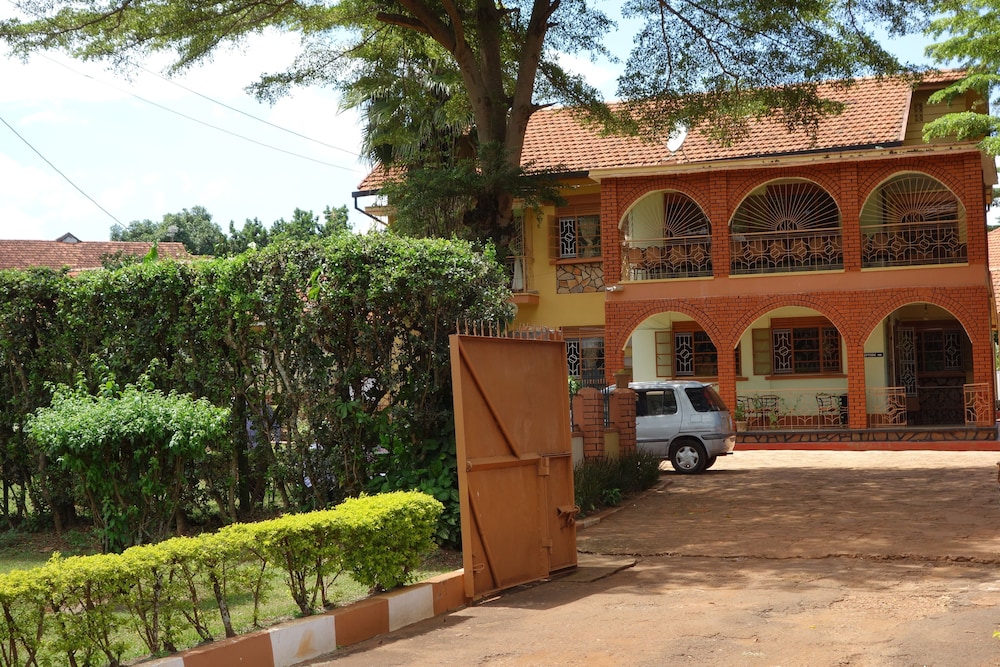 Bridgeway Guesthouse
