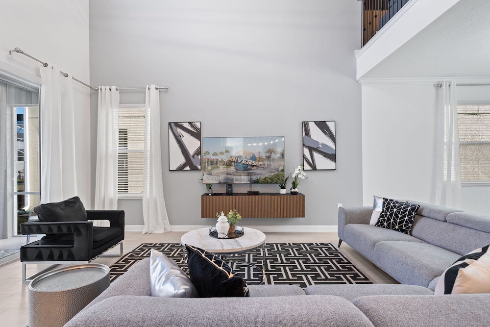 Chic 5bed Retreat Perfect for Family Getaways