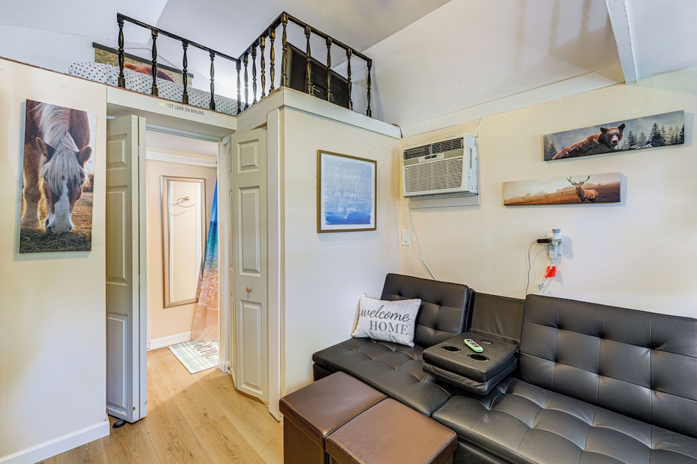 Pet-friendly Raleigh Tiny Home w/ Patio