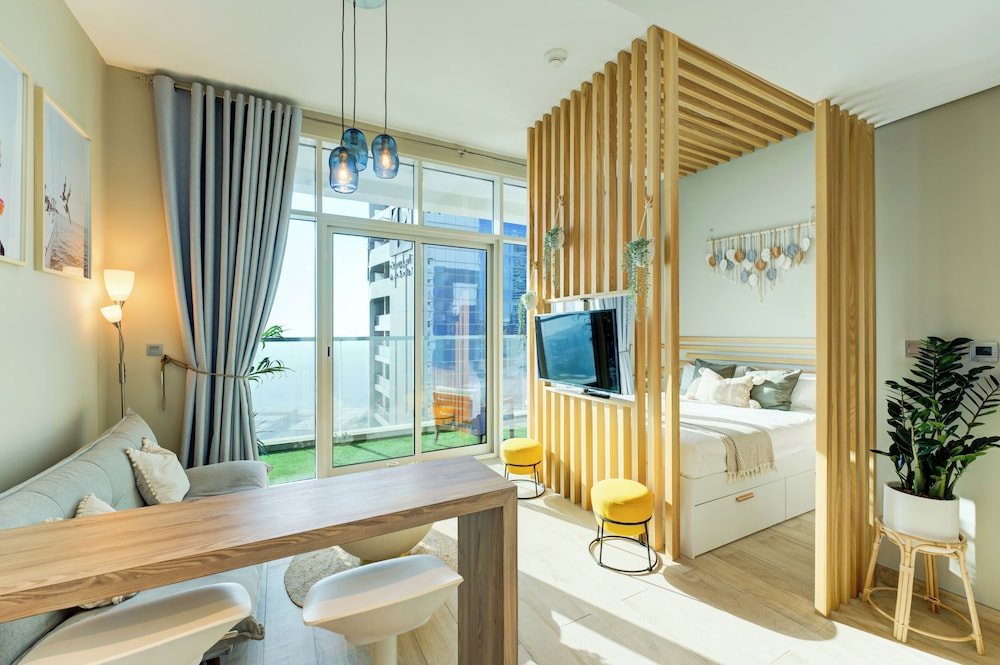 HiGuests - Stunning sea view studio