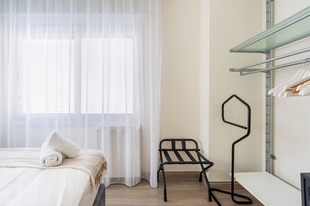 Local Host Living - Signature Apartments in Nicosia