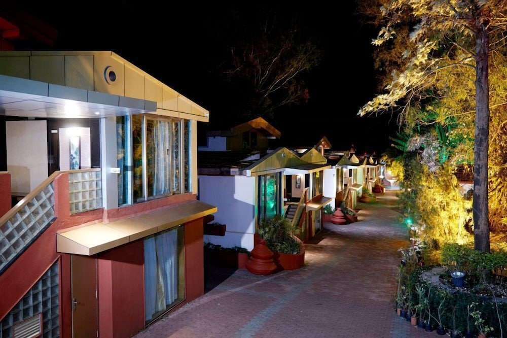 Summer Plaza Resort