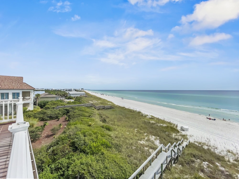 Turtle Watch 4 Bedroom Home by RedAwning view 3